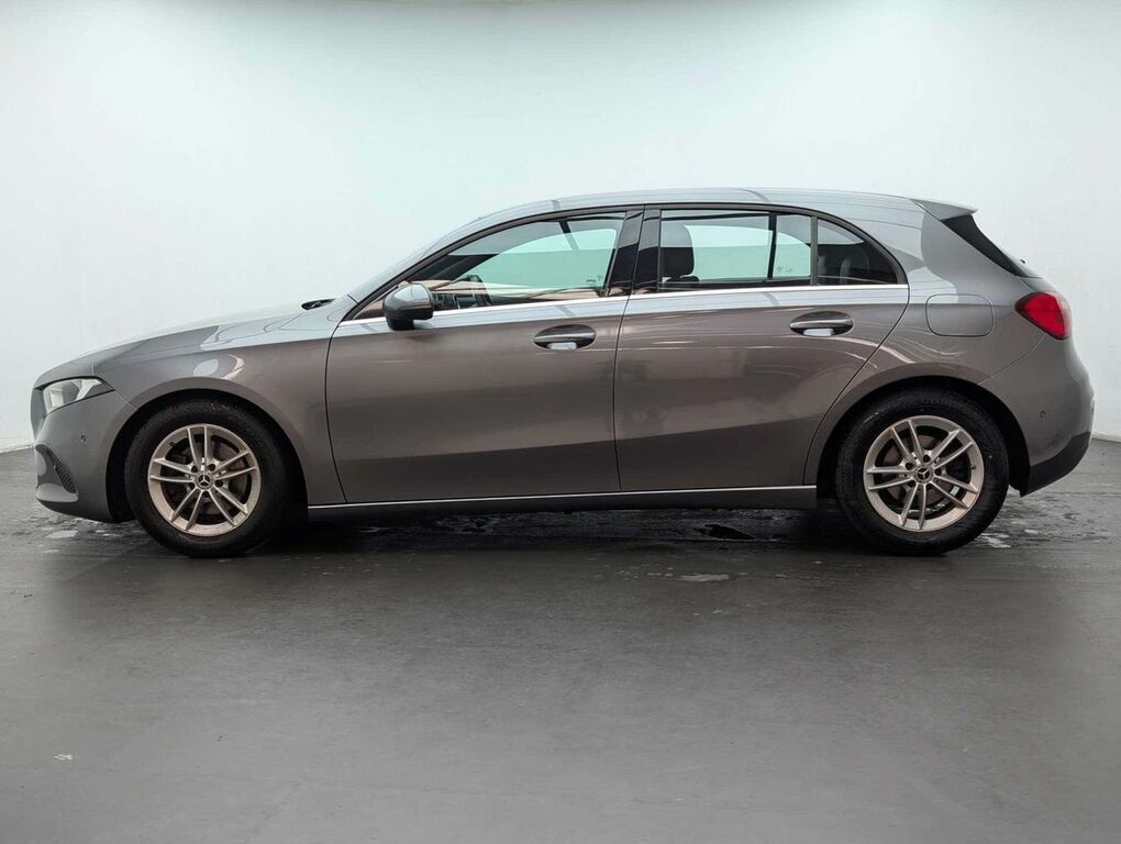 Mercedes-Benz A Class A180d Amg Line Executive Black #8