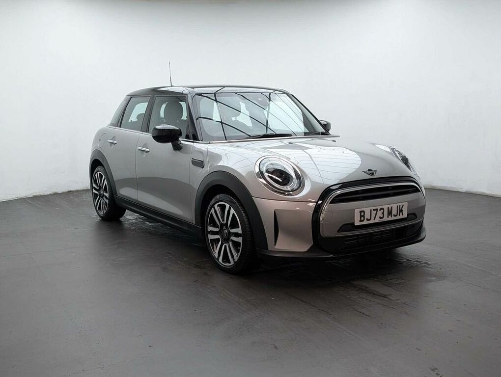 Mini Hatch 1.5 Cooper Exclusive BJ73MJK Silver #2