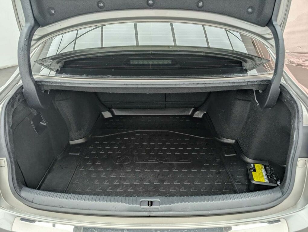 Lexus IS 300H F-sport Cvt Blue #19