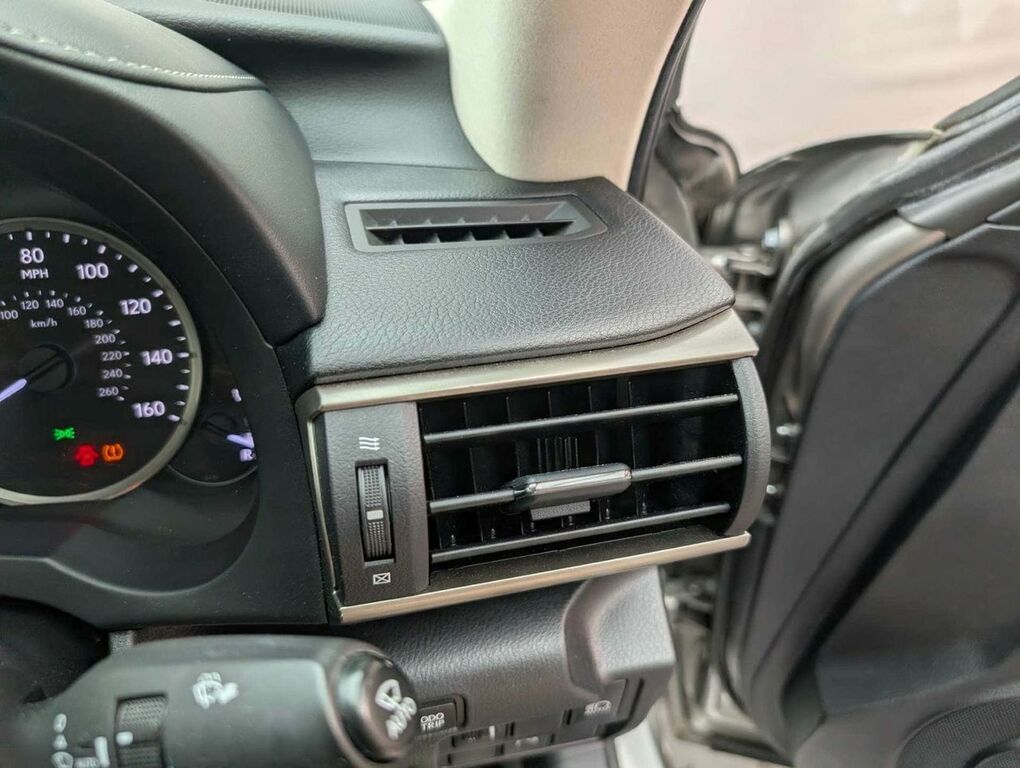 Lexus IS 300H F-sport Cvt Blue #25