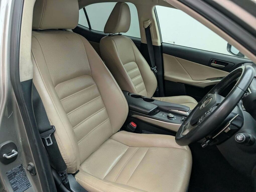 Lexus IS 300H F-sport Cvt Blue #24