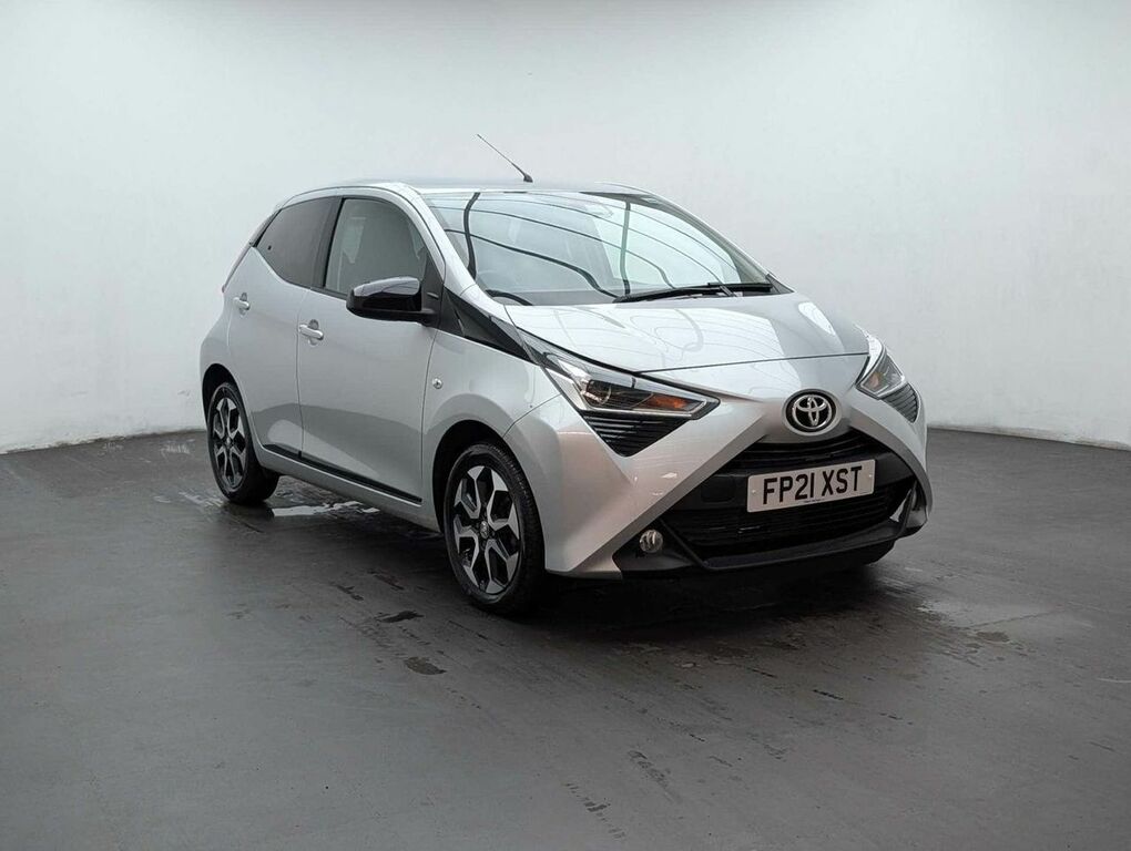 Toyota Aygo X 1.0 Aygo X-trend Tss Vvt-i FP21XST Silver #2