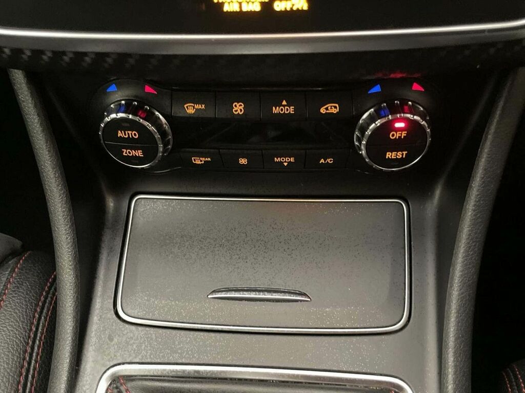 Mercedes-Benz A Class 1.6 A 160 Se 102 Bhp Black #16