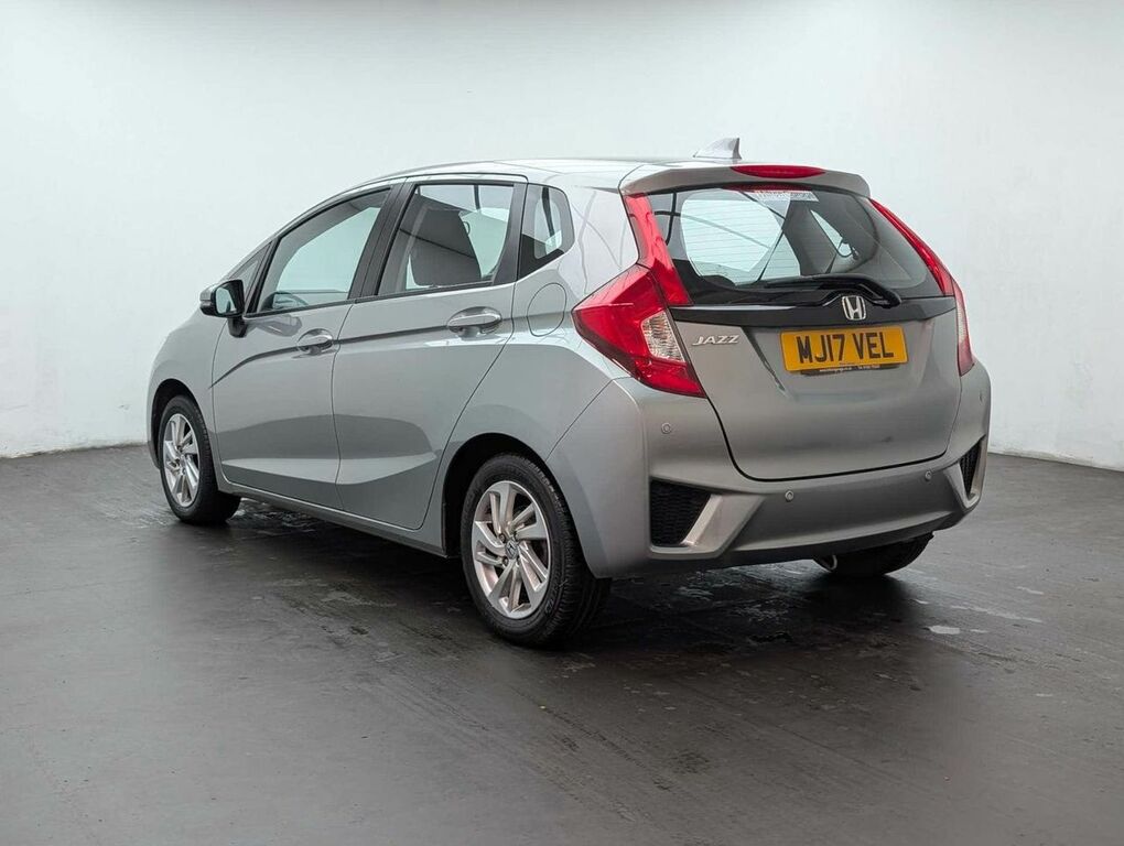 Honda Jazz 1.3 Jazz Se Navi I-vtec Cvt MJ17VEL Silver #6