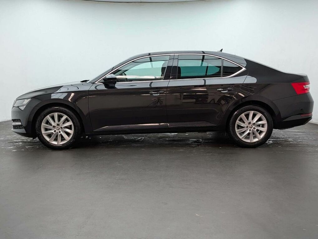Skoda Superb 1.5 Superb Se Technology Tsi Black #5