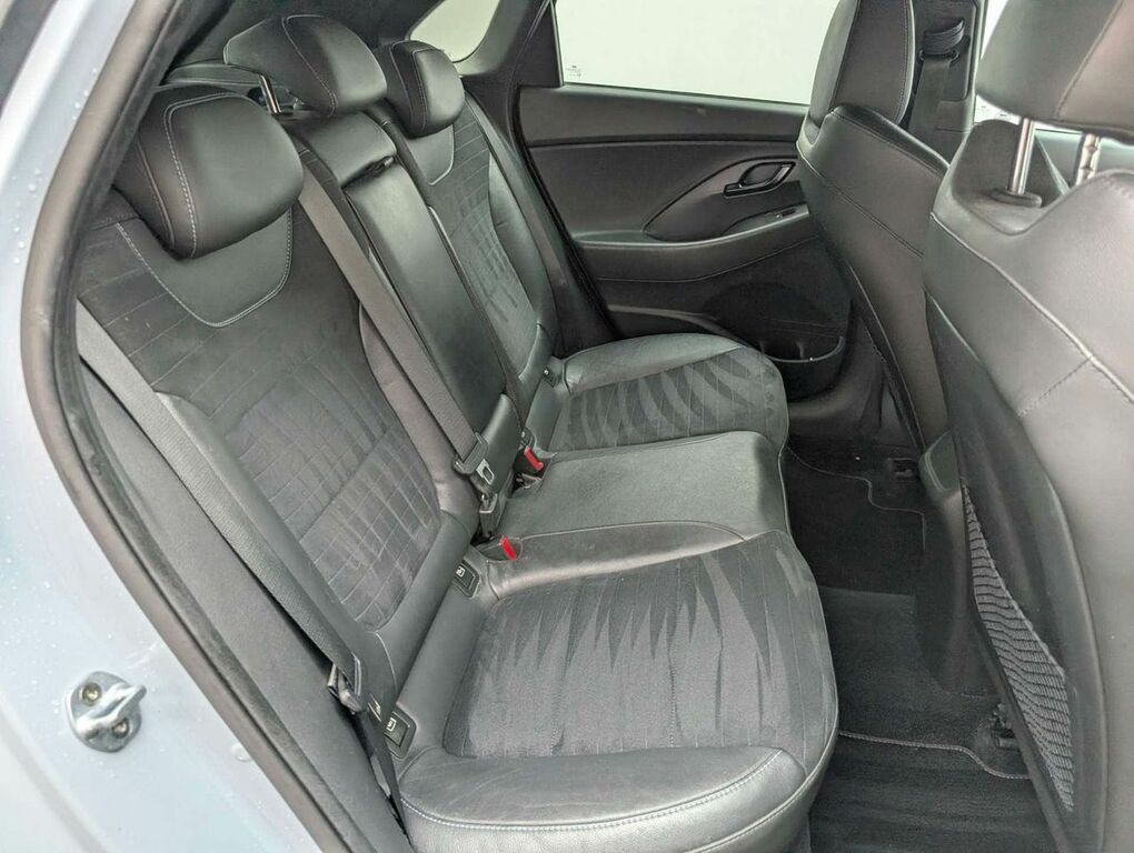 Hyundai I30  Red #20
