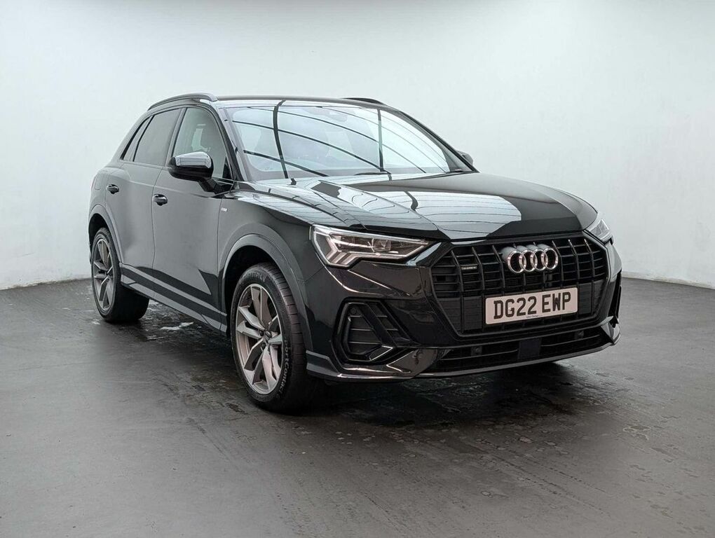 Audi Q3 2.0 Q3 Black Edition 45 Tfsi Quattro 4Wd DG22EWP Black #2