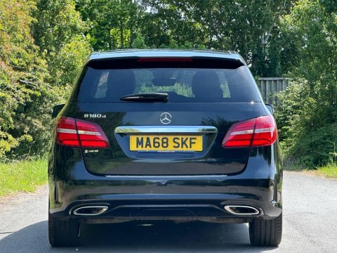 Mercedes-Benz B Class 1.5 B180d Amg Black #5