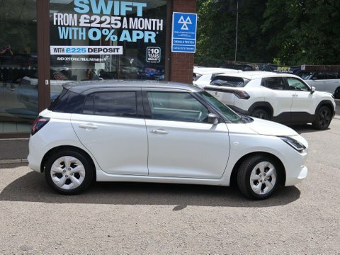 Suzuki Swift Motion Mhev 1.2 Orange #10