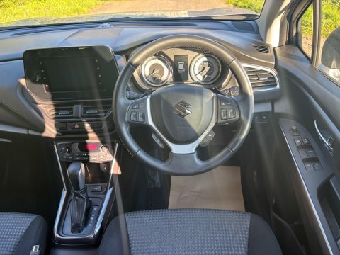 Suzuki S Cross Motion Black #16