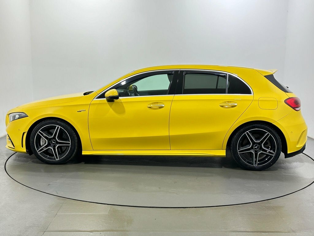 Mercedes-Benz A Class 2L Amg NU69GXO Yellow #4