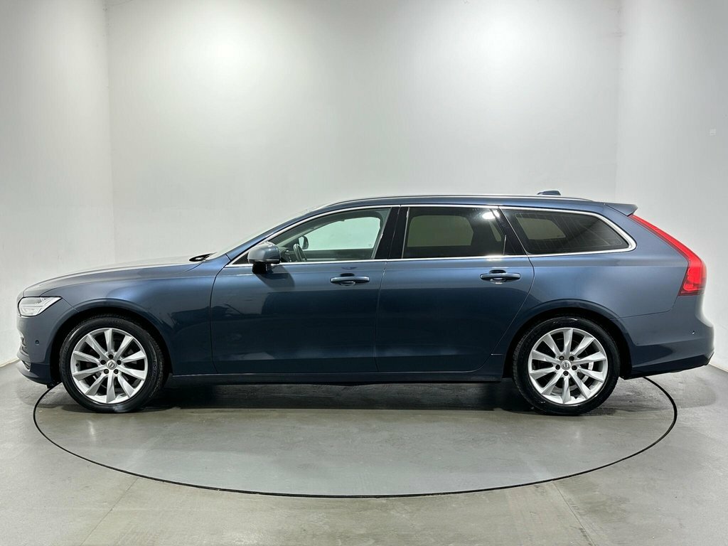 Volvo V90 2L Momentum Pro HG18LDN Blue #4