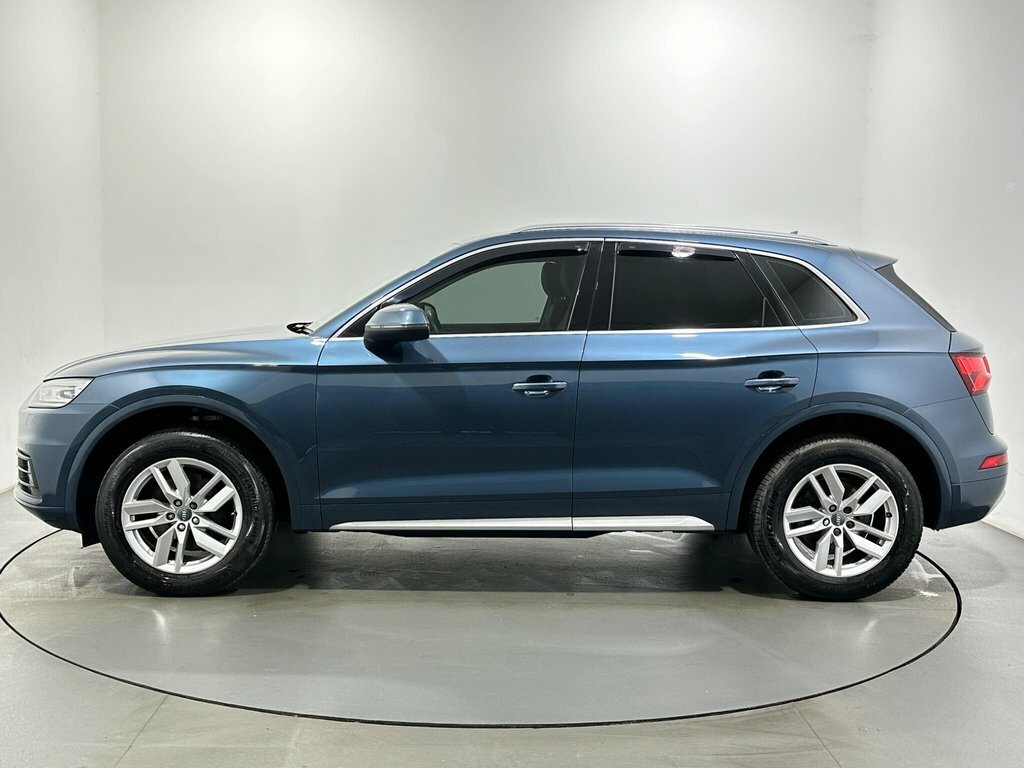Audi Q5 2L Se Blue #4