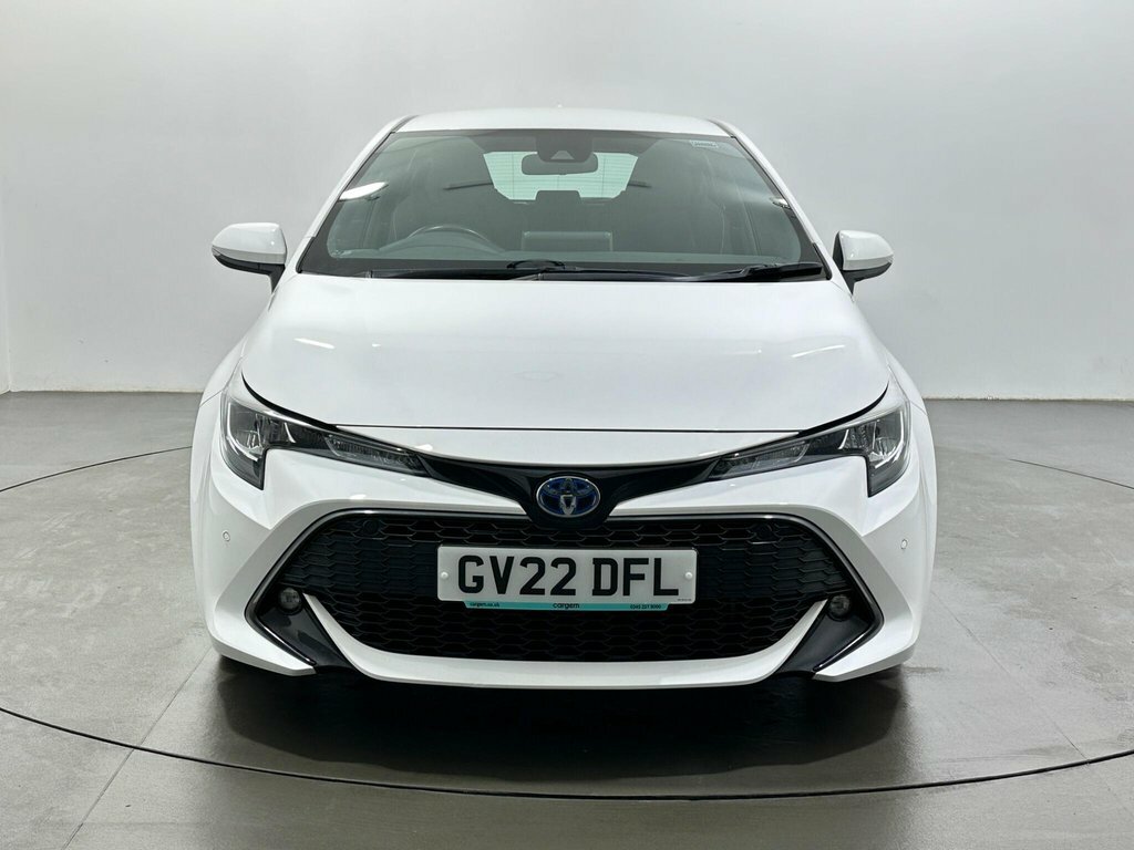 Toyota Corolla 1.8L Icon Tech GV22DFL White #2