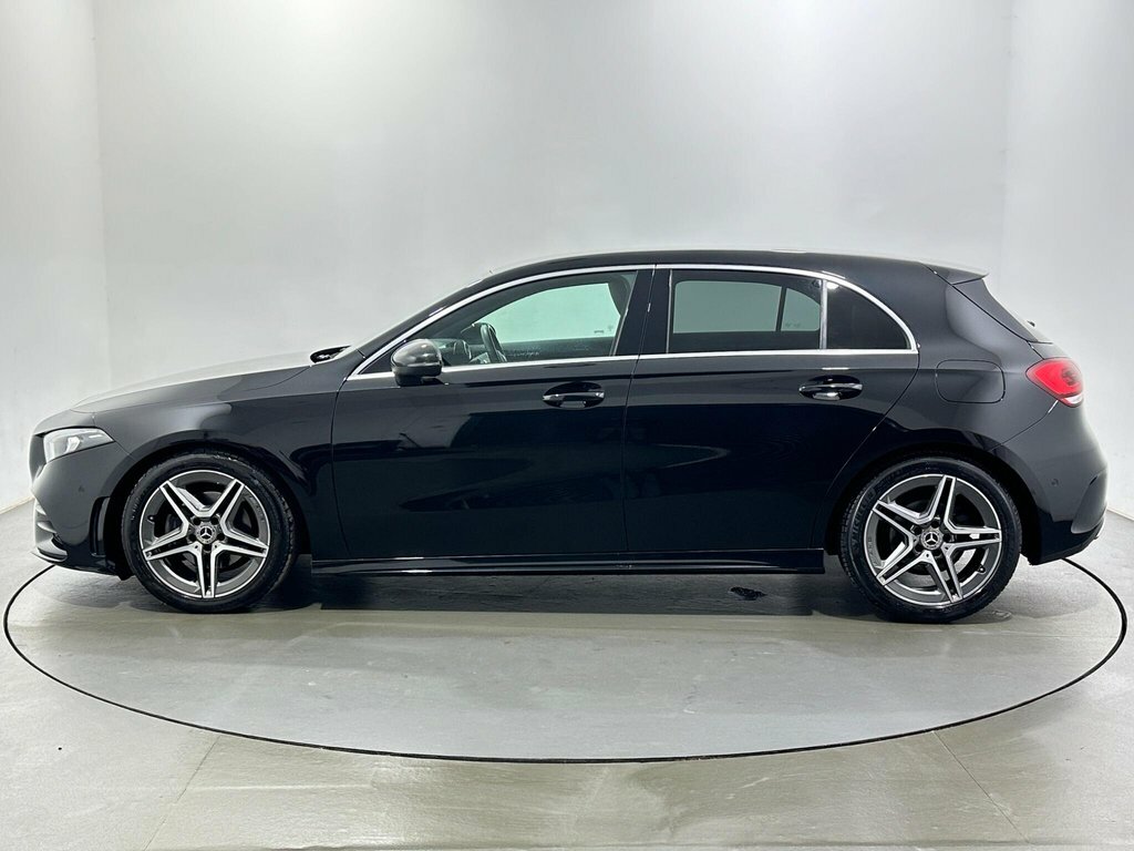 Mercedes-Benz A Class 1.3L Amg Line OV70FXK Black #4