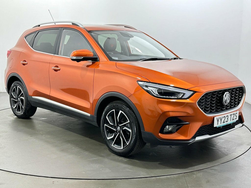 MG ZS 1L Exclusive Orange