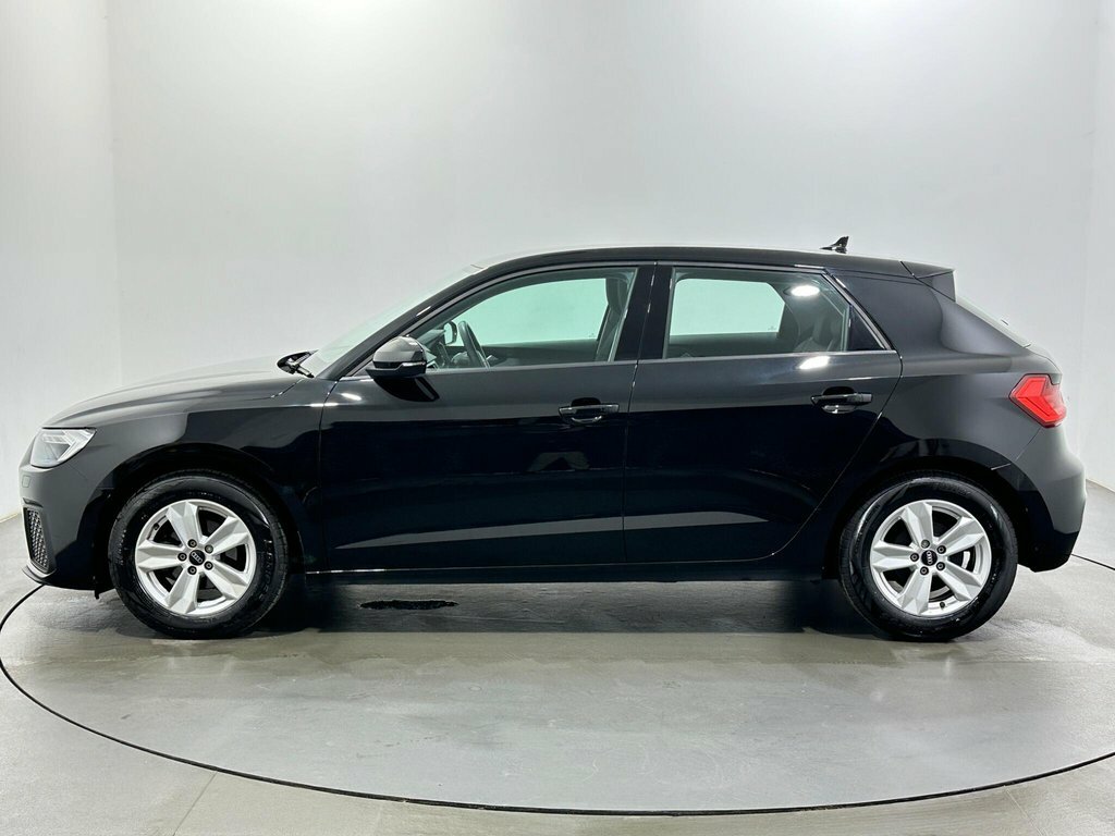 Audi A1 1L Technik LS73KKB Black #4