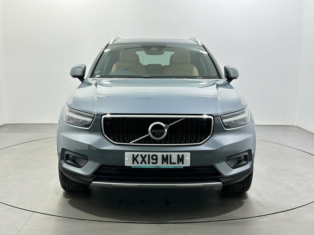 Volvo XC40 2L Momentum Pro KX19MLM Grey #2
