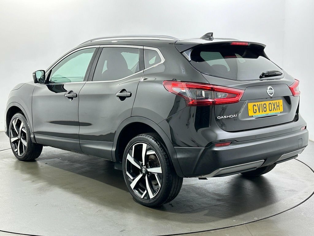 Nissan Qashqai 1.6L Tekna Black #5