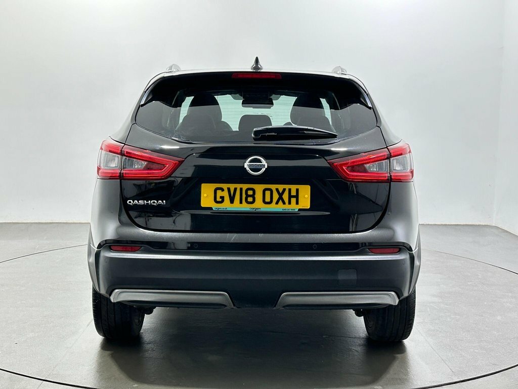 Nissan Qashqai 1.6L Tekna Black #6