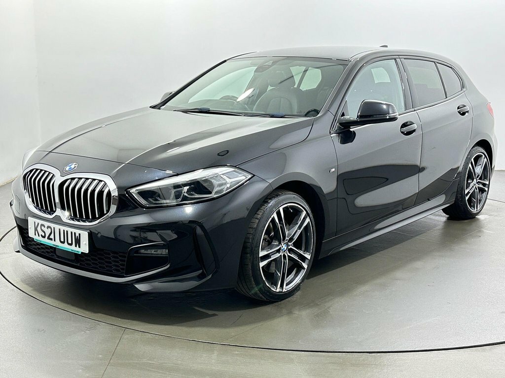 BMW 1 Series 2L M Sport Black #3