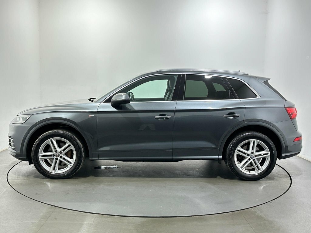 Audi Q5 2L S Line KN67ENF Grey #4