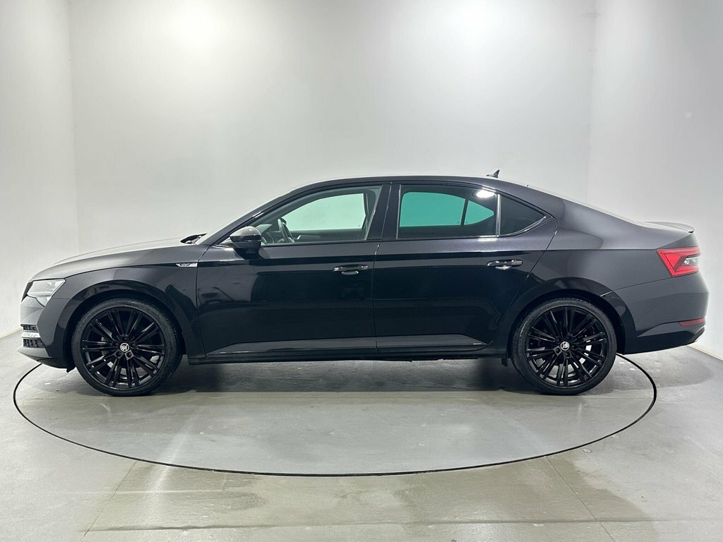 Skoda Superb 1.4L Sportline Plus BK70EHT Black #4