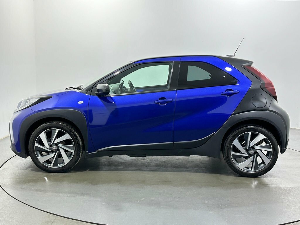 Toyota Aygo X 1L Edge PF23VSU Blue #4