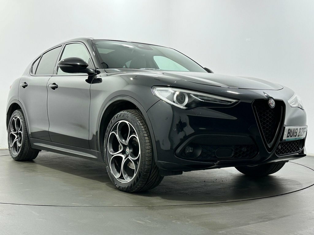 Alfa Romeo Stelvio Speciale Red #50