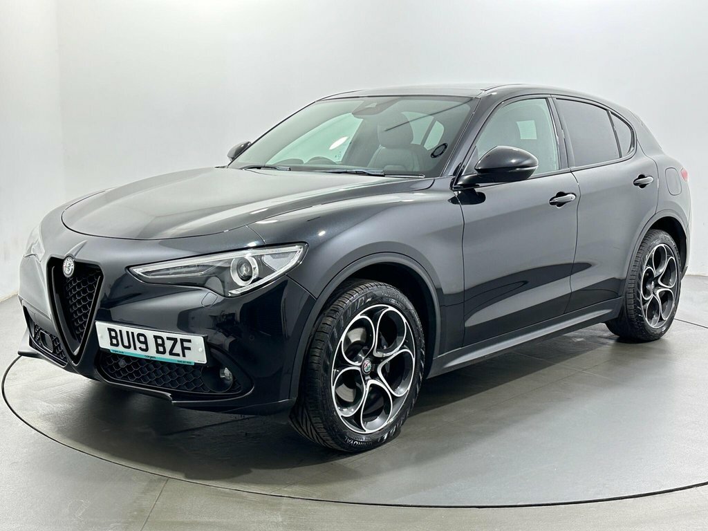 Alfa Romeo Stelvio Speciale Red #3