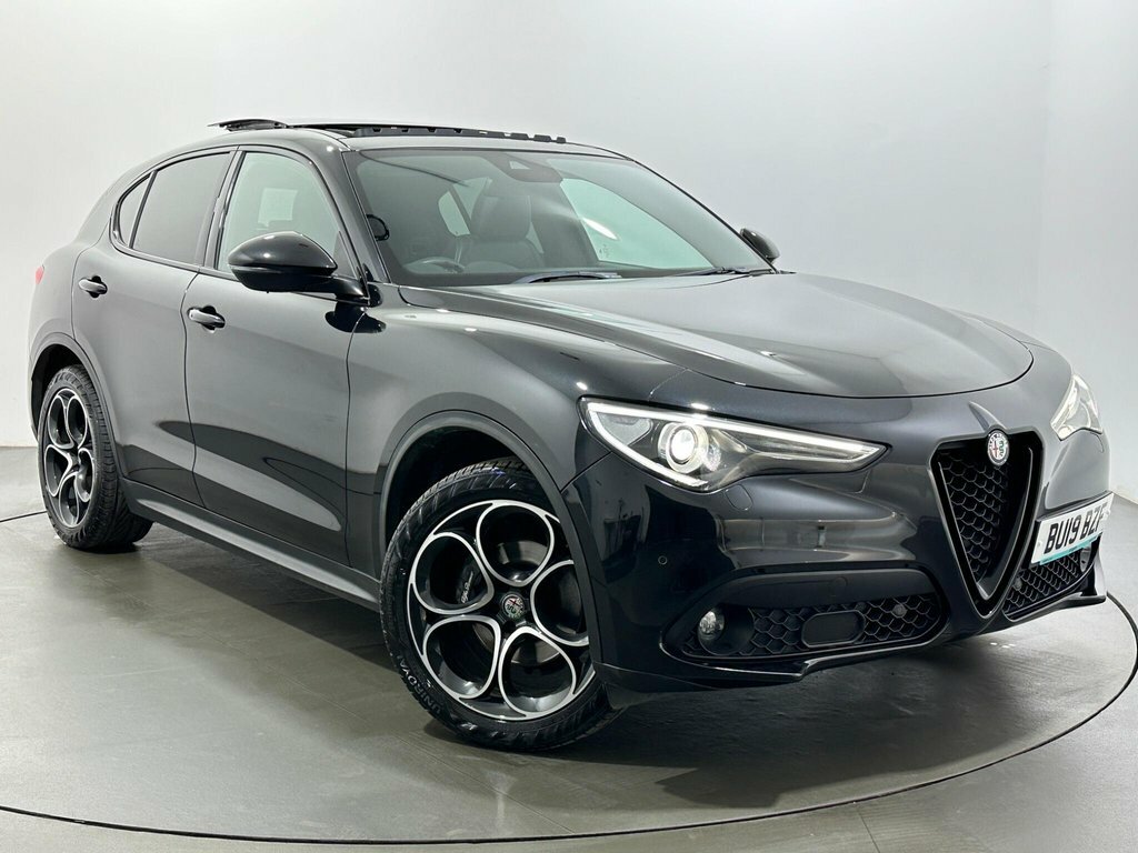 Alfa Romeo Stelvio Speciale Red #53