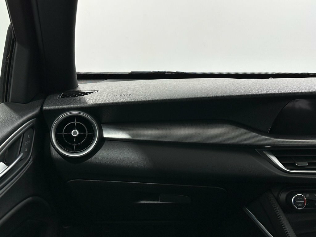 Alfa Romeo Stelvio Speciale Red #27