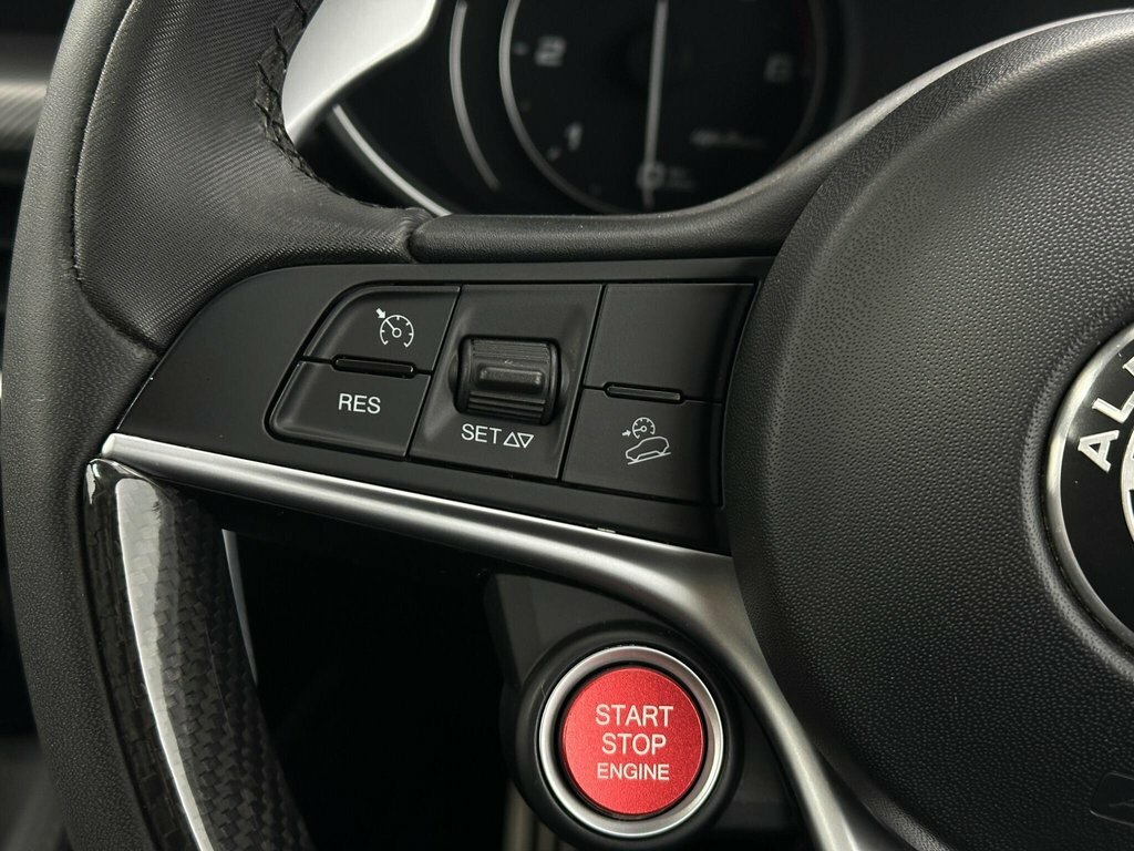 Alfa Romeo Stelvio Speciale Red #13