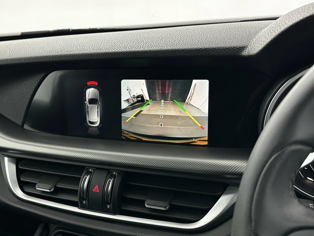 Alfa Romeo Stelvio Speciale Red #22