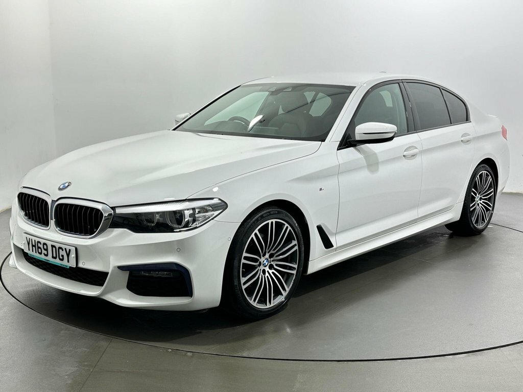 BMW 5 Series 2L M Sport YH69DGY White #3