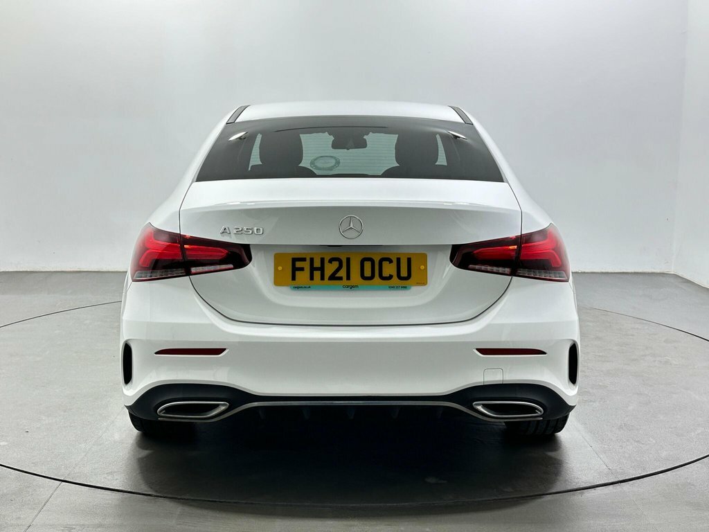 Mercedes-Benz A Class 2L Amg Line FH21OCU White #6