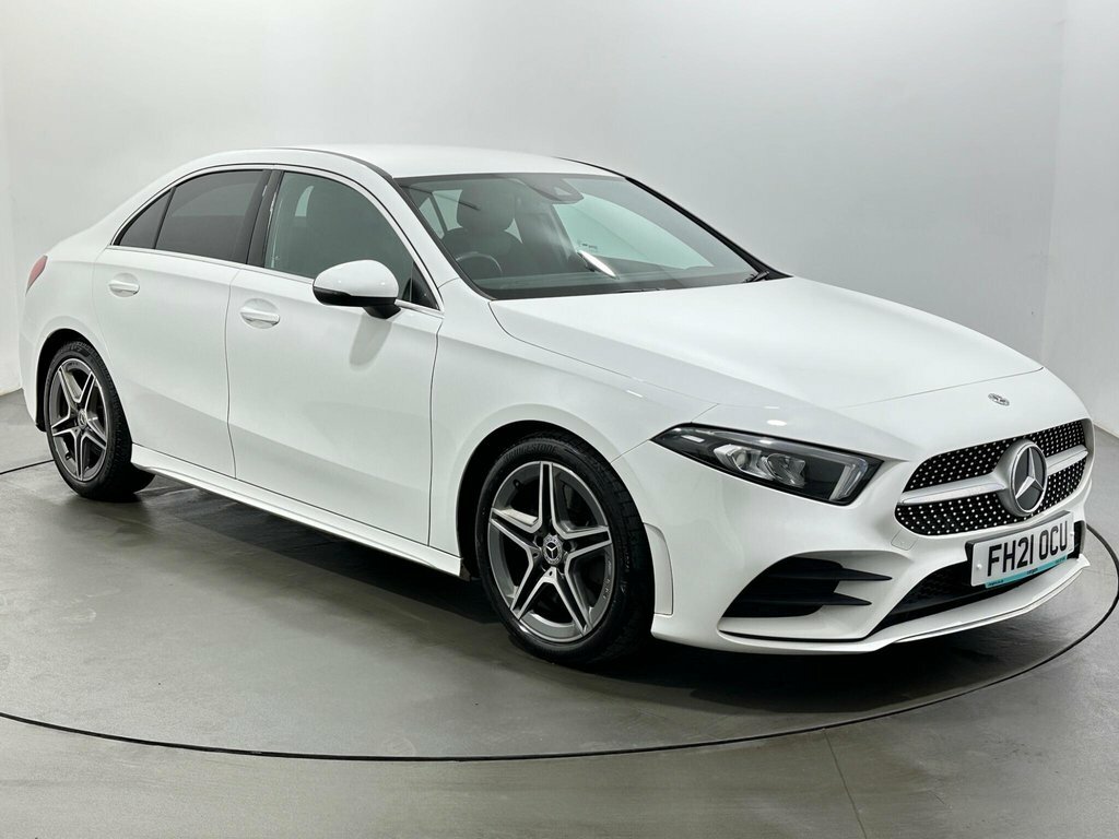 Mercedes-Benz A Class 2L Amg Line FH21OCU White