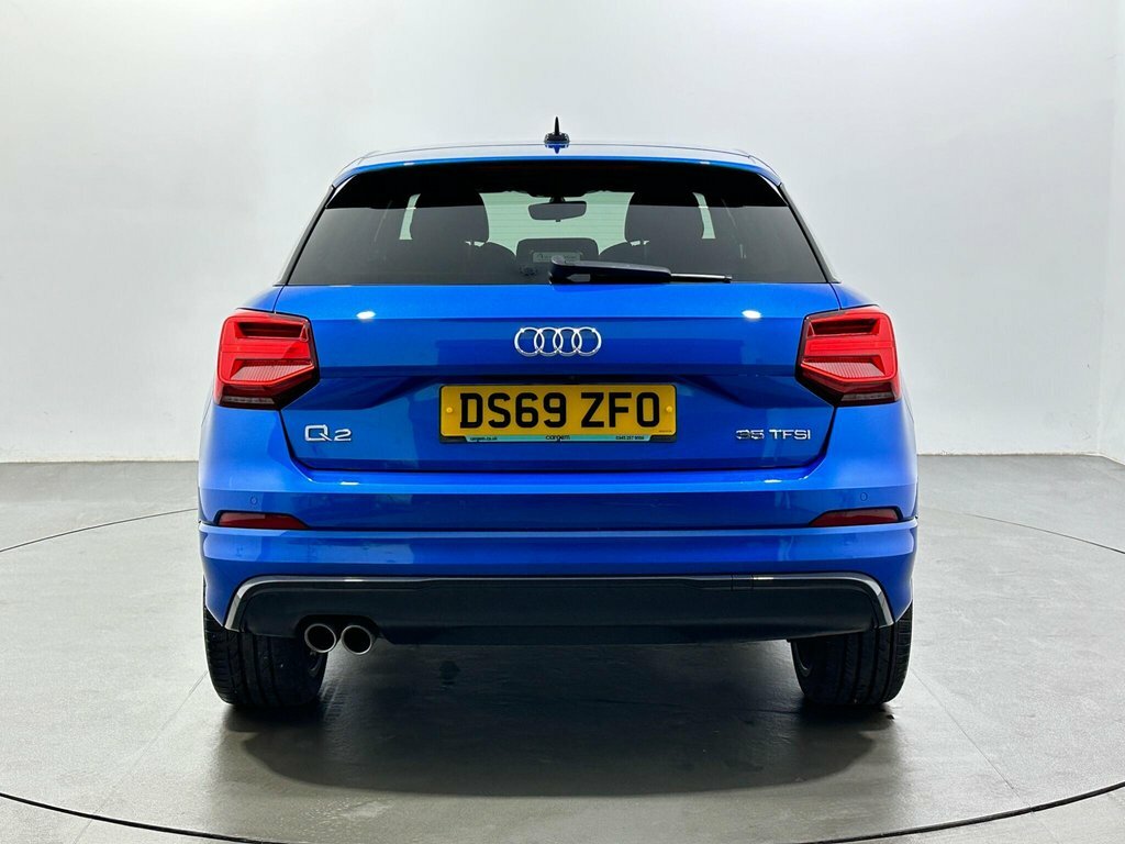 Audi Q2 1.5L Black Edition DS69ZFO Blue #6