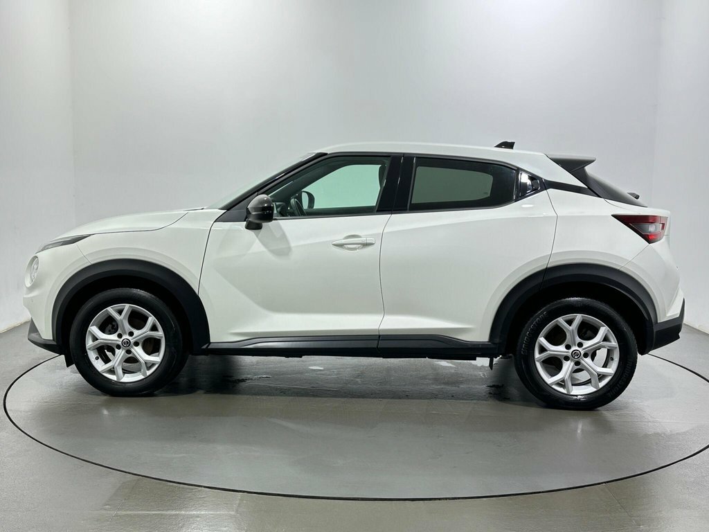 Nissan Juke 1L N-connecta ND71BHV White #4