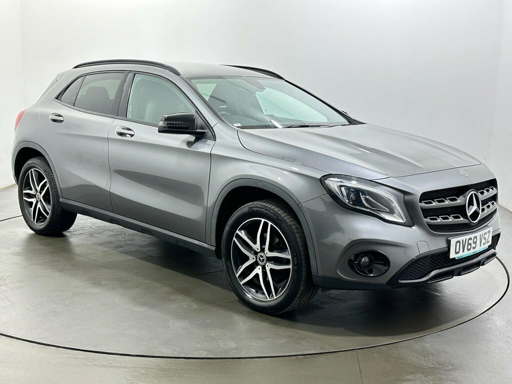 Mercedes-Benz GLA Class 1.6L Urban Edition OV69VSZ Grey
