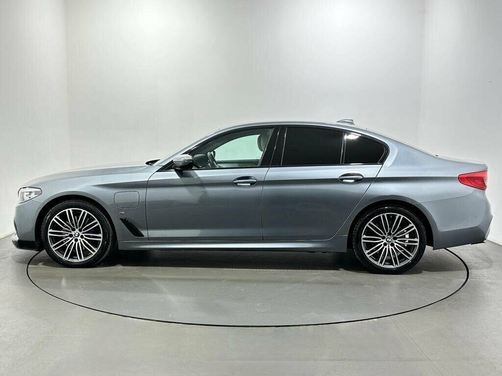 BMW 5 Series 2L M Sport Blue #4