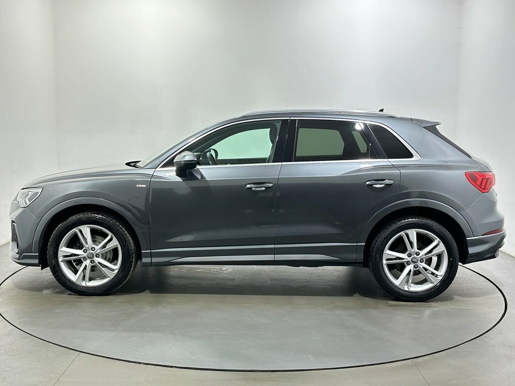 Audi Q3 2L S Line Grey #4