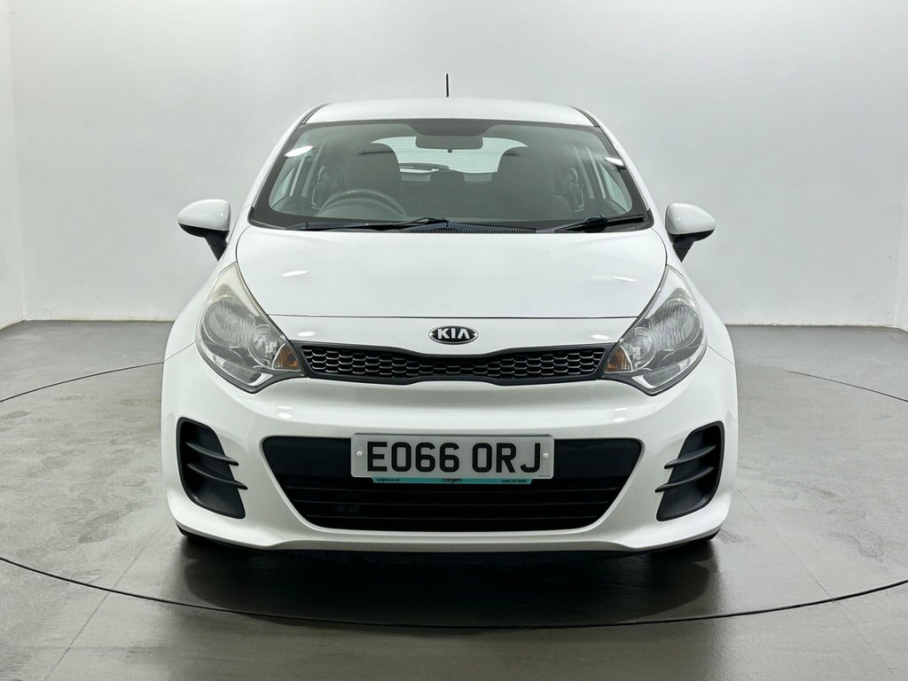 Kia RIO 1.3L 1 White #2