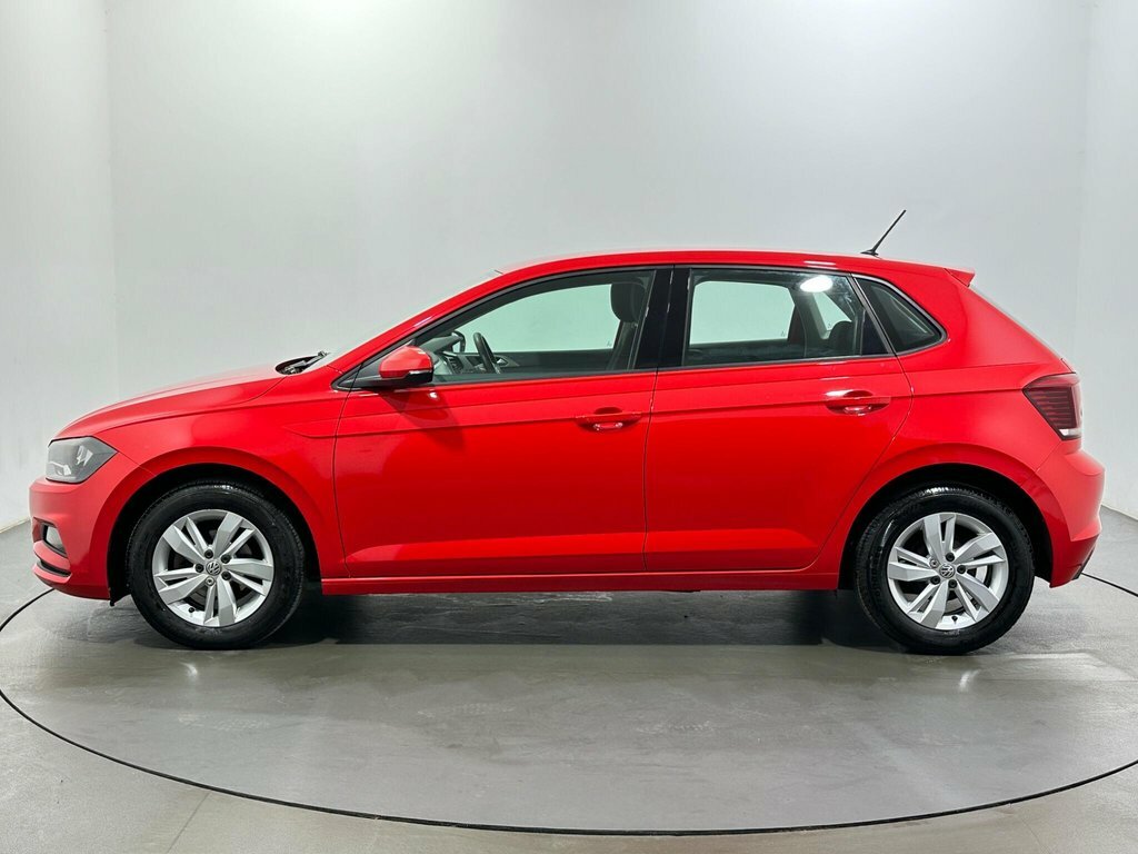Volkswagen Polo 1L Se Red #4