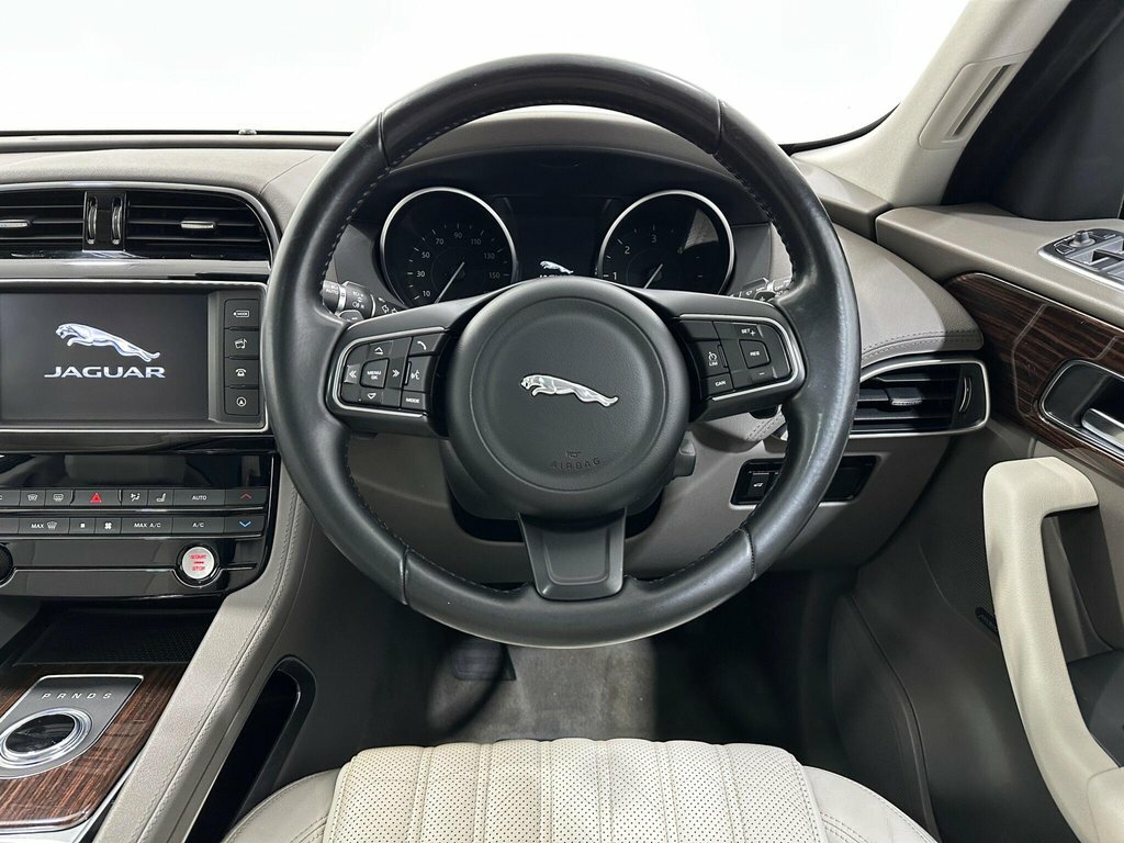 Jaguar F-Pace 3.0 V6 S Awd Euro 6 Ss Grey #11