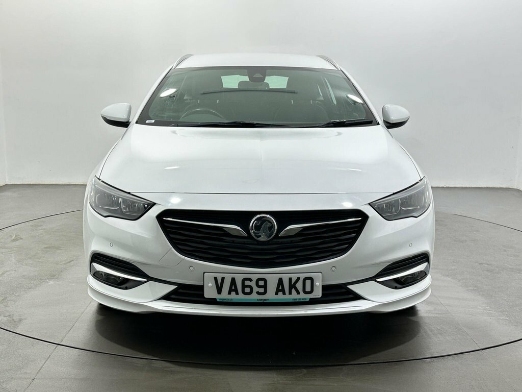 Vauxhall Insignia 2L Sri Vx Line Nav White #2
