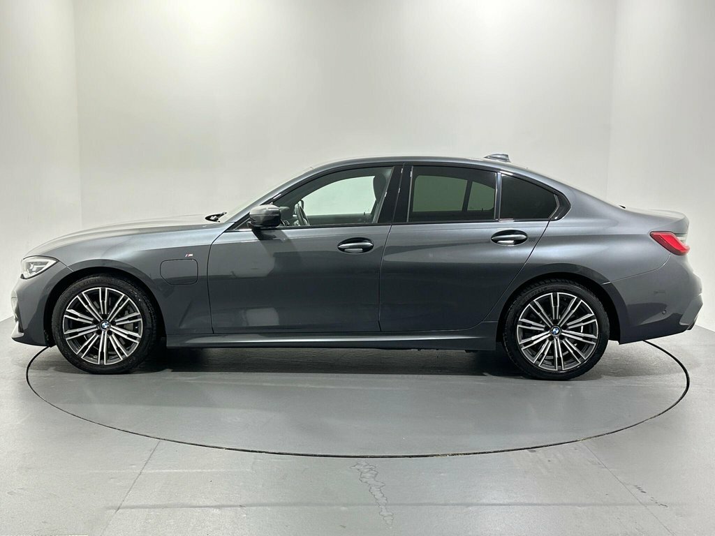 BMW 3 Series 2L M Sport LR21XLU Grey #4
