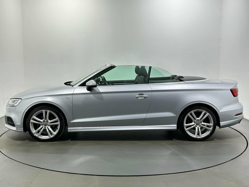 Audi A3 Cabriolet 2L S Line Silver #4