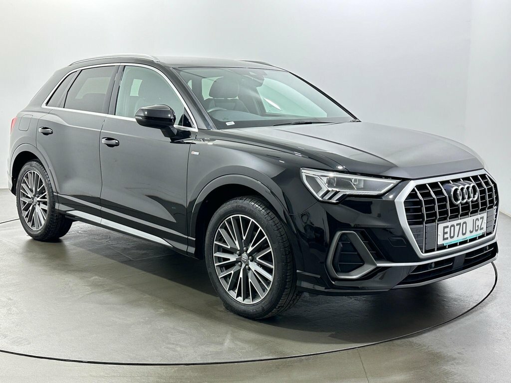 Audi Q3 1.5L S Line EO70JGZ Black