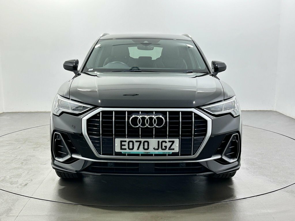 Audi Q3 1.5L S Line EO70JGZ Black #2